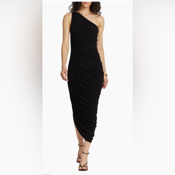 Norma Kamali Diana Gown in Black - Picture 1 of 4